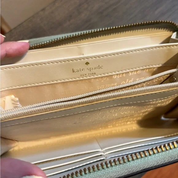 Kate Spade Glitter Bug Green/Blue wallet - Picture 4 of 6